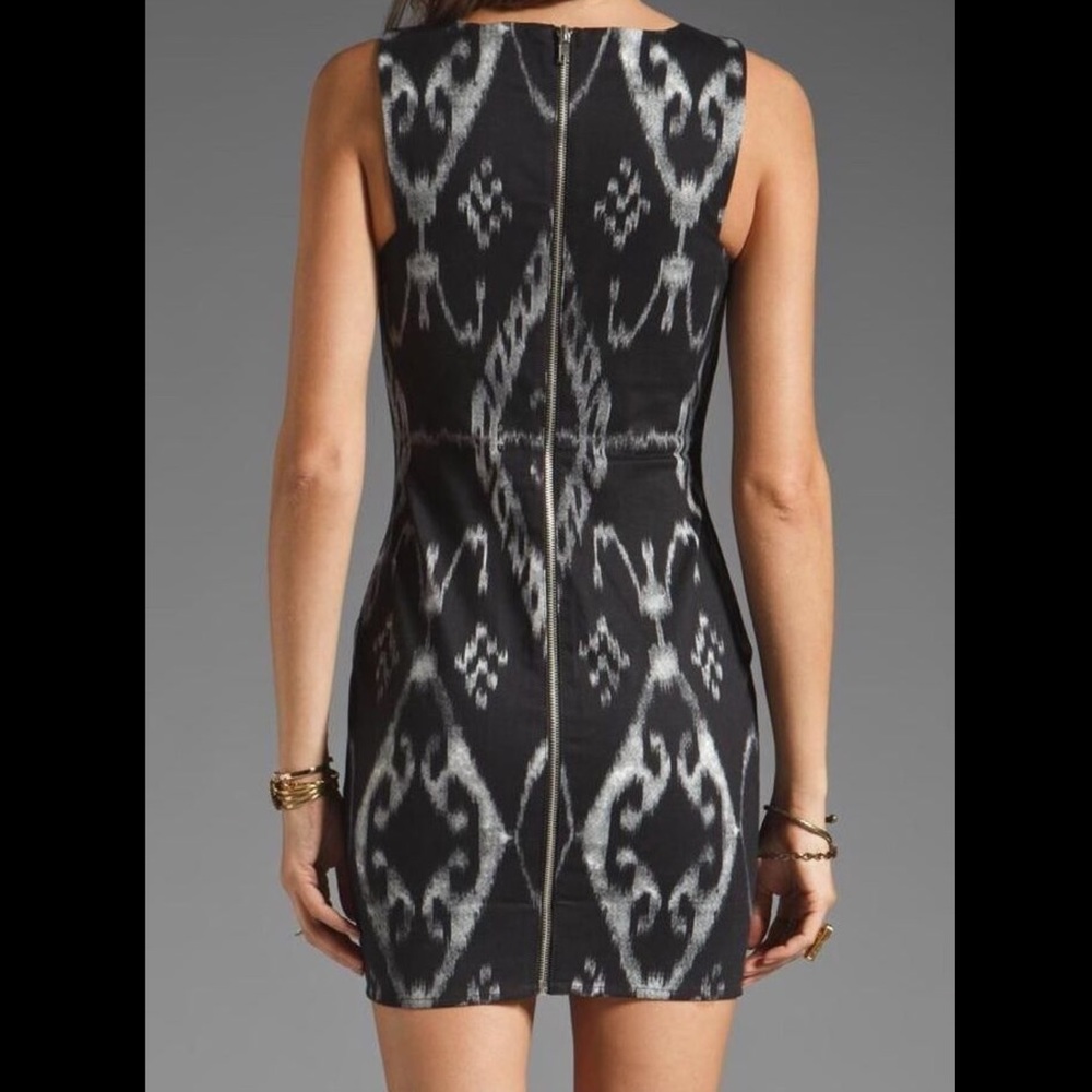 Stylestalker Mon Cheri Dress - Picture 3 of 6